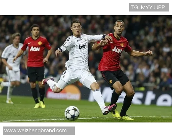 足球巨星防守技巧解析：看梅西、C罗等球员如何破坏进攻创造防线奇迹